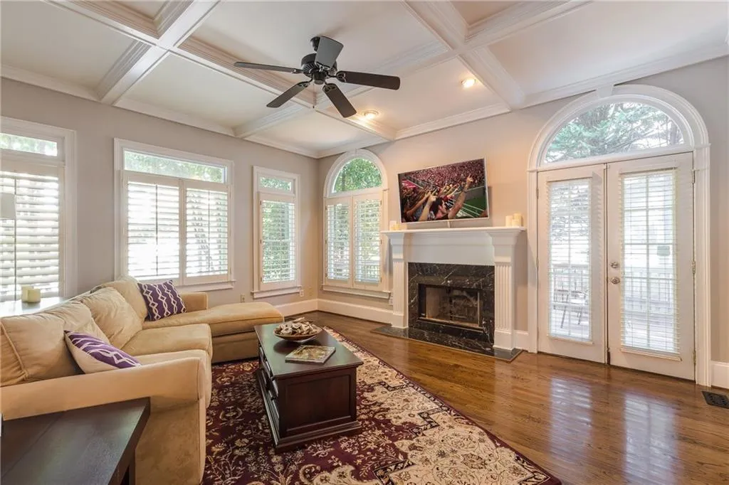 1104 Chantilly Crescent Ne, Atlanta, Georgia 30324, 3 Bedrooms Bedrooms, ,3 BathroomsBathrooms,Residential,Sold,1104 Chantilly Crescent Ne,5898393