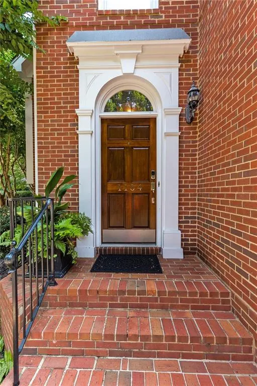 1104 Chantilly Crescent Ne, Atlanta, Georgia 30324, 3 Bedrooms Bedrooms, ,3 BathroomsBathrooms,Residential,Sold,1104 Chantilly Crescent Ne,5898393
