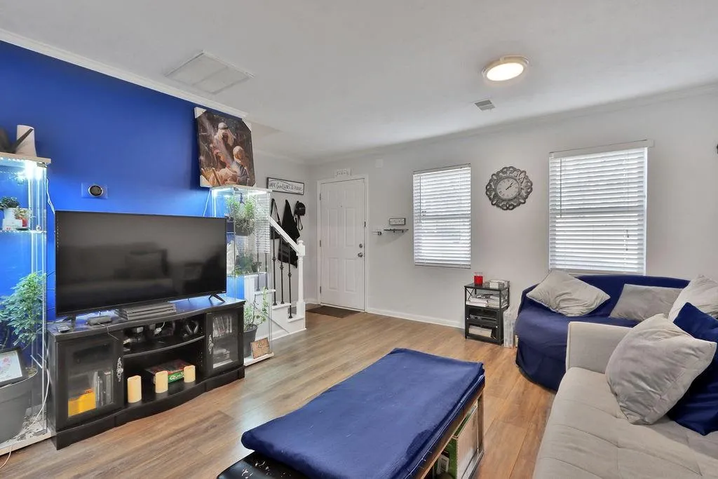 235 Winding River Drive Unit B, Sandy Springs, Georgia 30350, 2 Bedrooms Bedrooms, ,1 BathroomBathrooms,Residential,Sold,235 Winding River Drive Unit B,7156552