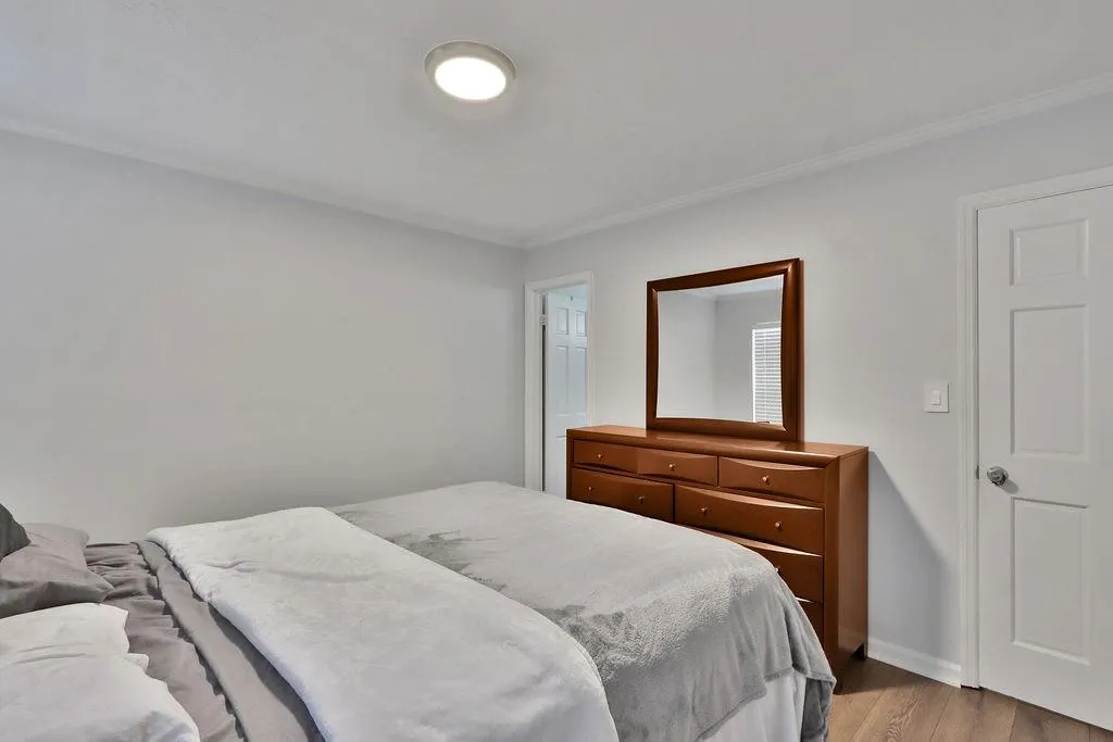 235 Winding River Drive Unit B, Sandy Springs, Georgia 30350, 2 Bedrooms Bedrooms, ,1 BathroomBathrooms,Residential,Sold,235 Winding River Drive Unit B,7156552