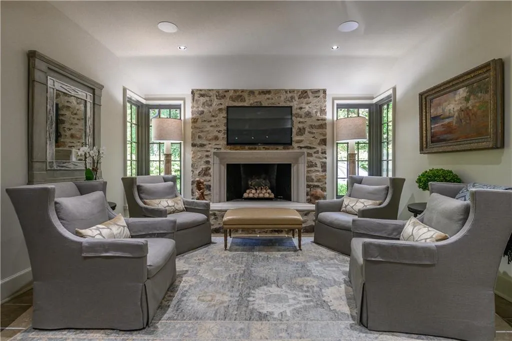 2979 Ridgewood Road Nw, Atlanta, Georgia 30327, 4 Bedrooms Bedrooms, ,4 BathroomsBathrooms,Residential,For Sale,2979 Ridgewood Road Nw,7664809