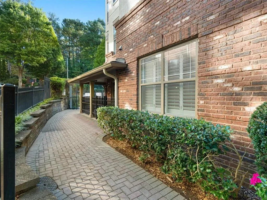 5559 Glenridge Drive Unit 2101, Atlanta, Georgia 30342, 1 Bedroom Bedrooms, ,1 BathroomBathrooms,Residential,Sold,5559 Glenridge Drive Unit 2101,7458863 5559 Glenridge Drive Unit 2101, Atlanta, Georgia 30342, 1 Bedroom Bedrooms, ,1 BathroomBathrooms,Residential,Sold,5559 Glenridge Drive Unit 2101,7458863
