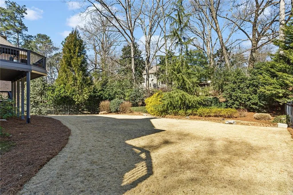 90 Spruell Springs Road, Atlanta, Georgia 30342, 6 Bedrooms Bedrooms, ,6 BathroomsBathrooms,Residential,Sold,90 Spruell Springs Road,7003263