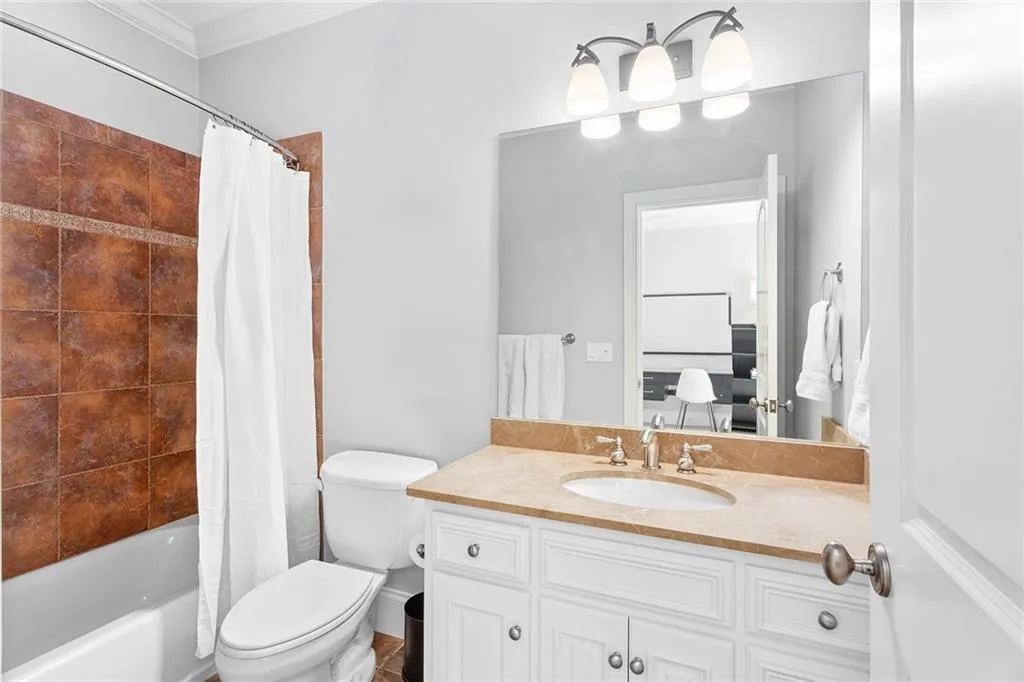 90 Spruell Springs Road, Atlanta, Georgia 30342, 6 Bedrooms Bedrooms, ,6 BathroomsBathrooms,Residential,Sold,90 Spruell Springs Road,7003263