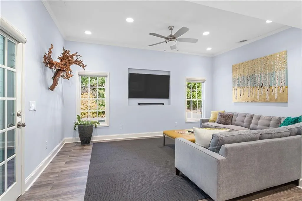 90 Spruell Springs Road, Atlanta, Georgia 30342, 6 Bedrooms Bedrooms, ,6 BathroomsBathrooms,Residential,Sold,90 Spruell Springs Road,7003263