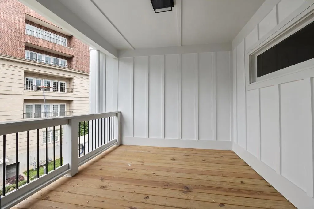 3667 Peachtree Road NE Unit 13, Atlanta, Georgia 30319, 3 Bedrooms Bedrooms, ,3 BathroomsBathrooms,Residential,For Sale,3667 Peachtree Road NE Unit 13,7329874