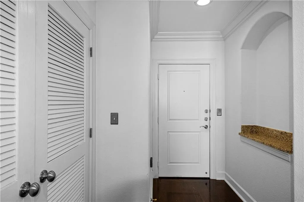 3445 Stratford Road Ne Unit 1101, Atlanta, Georgia 30326, 2 Bedrooms Bedrooms, ,2 BathroomsBathrooms,Residential,For Sale,3445 Stratford Road Ne Unit 1101,7542927