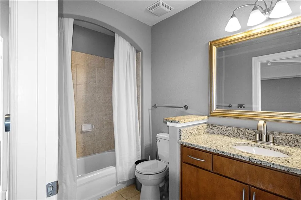 3445 Stratford Road Ne Unit 1101, Atlanta, Georgia 30326, 2 Bedrooms Bedrooms, ,2 BathroomsBathrooms,Residential,For Sale,3445 Stratford Road Ne Unit 1101,7542927