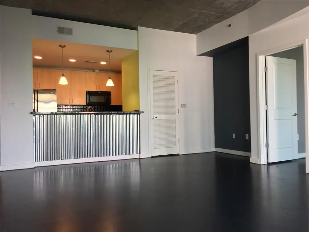 250 Pharr Road Ne Unit 605, Atlanta, Georgia 30305, 2 Bedrooms Bedrooms, ,2 BathroomsBathrooms,Residential,Sold,250 Pharr Road Ne Unit 605,5642858