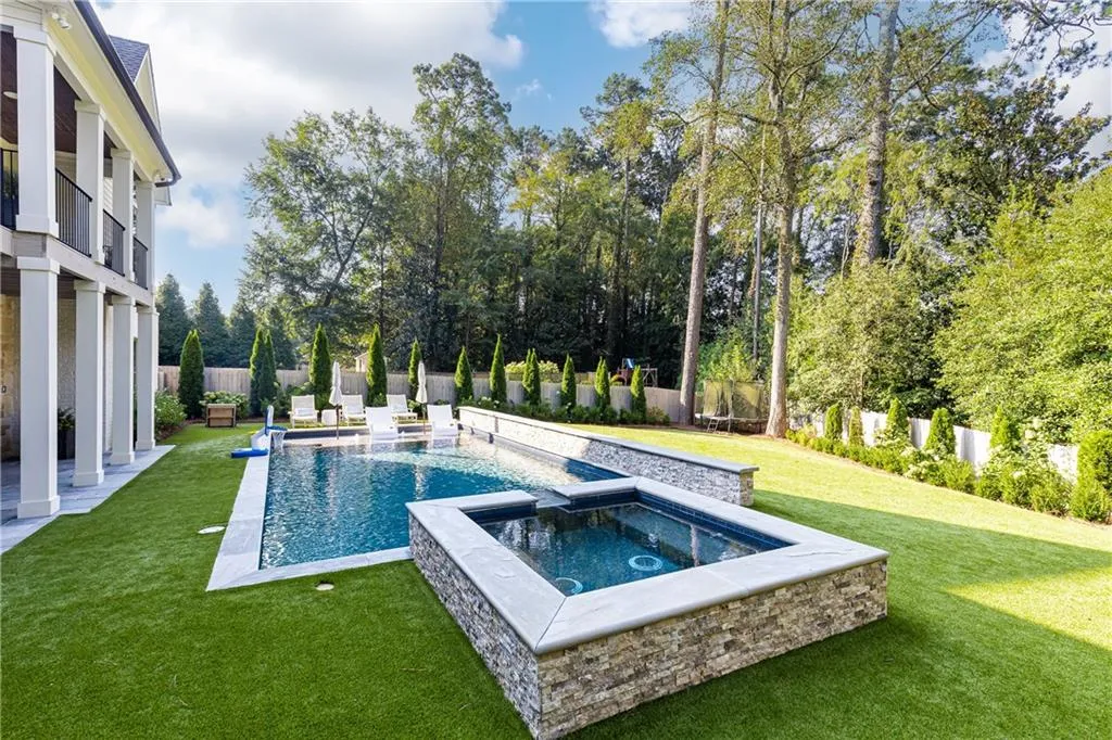 2696 Ashford Road Ne, Brookhaven, Georgia 30319, 5 Bedrooms Bedrooms, ,6 BathroomsBathrooms,Residential,For Sale,2696 Ashford Road Ne,7645886
