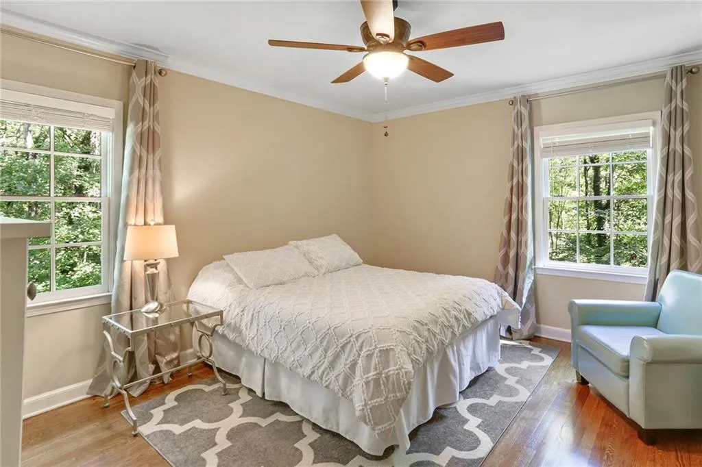 8965 Huntcliff Trace, Sandy Springs, Georgia 30350, 5 Bedrooms Bedrooms, ,4 BathroomsBathrooms,Residential,Sold,8965 Huntcliff Trace,6958949