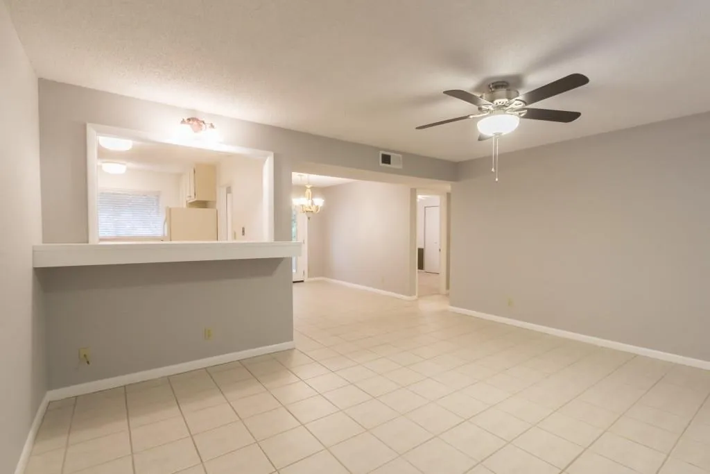 4266 Roswell Road Ne Unit G4, Atlanta, Georgia 30342, 3 Bedrooms Bedrooms, ,2 BathroomsBathrooms,Residential,Sold,4266 Roswell Road Ne Unit G4,5861690