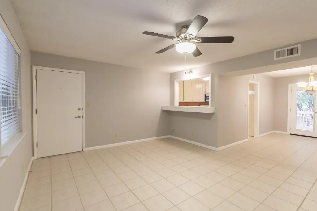 4266 Roswell Road Ne Unit G4, Atlanta, Georgia 30342, 3 Bedrooms Bedrooms, ,2 BathroomsBathrooms,Residential,Sold,4266 Roswell Road Ne Unit G4,5861690