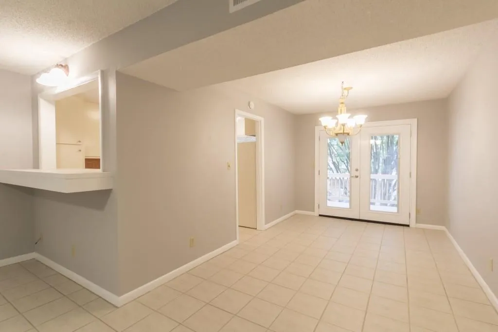 4266 Roswell Road Ne Unit G4, Atlanta, Georgia 30342, 3 Bedrooms Bedrooms, ,2 BathroomsBathrooms,Residential,Sold,4266 Roswell Road Ne Unit G4,5861690