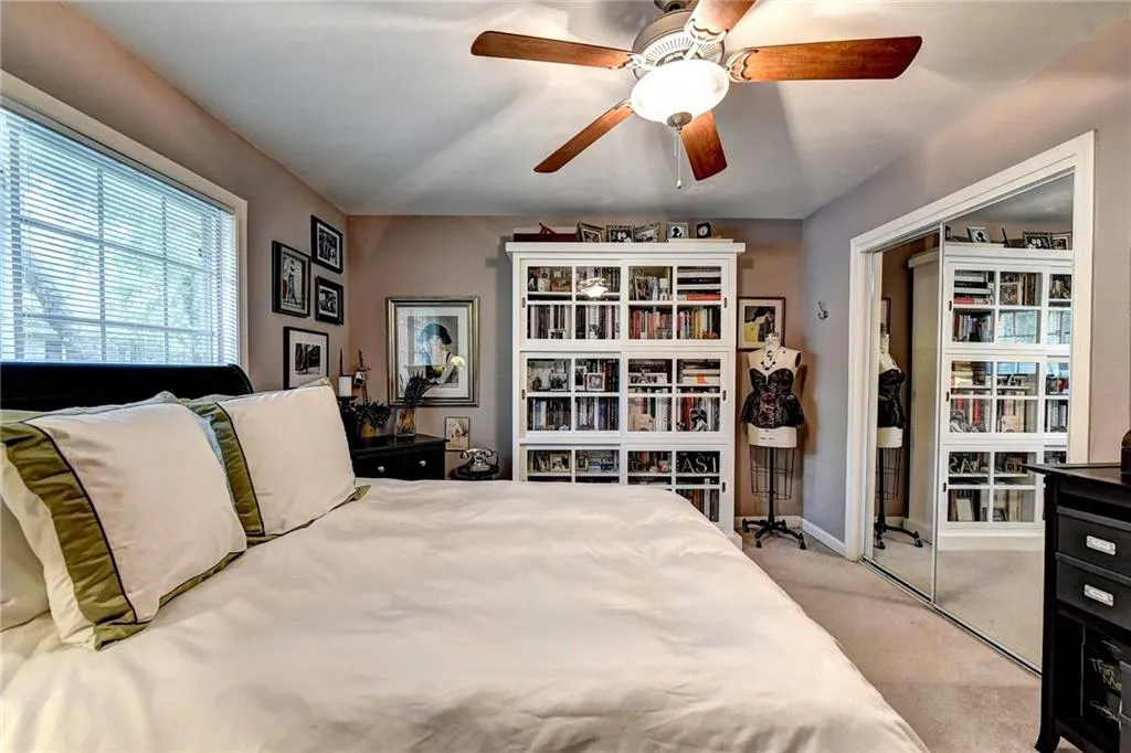 6940 Roswell Road Unit 22c, Sandy Springs, Georgia 30328, 2 Bedrooms Bedrooms, ,1 BathroomBathrooms,Residential,Sold,6940 Roswell Road Unit 22c,6585560