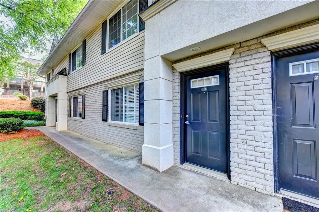 6940 Roswell Road Unit 22c, Sandy Springs, Georgia 30328, 2 Bedrooms Bedrooms, ,1 BathroomBathrooms,Residential,Sold,6940 Roswell Road Unit 22c,6585560