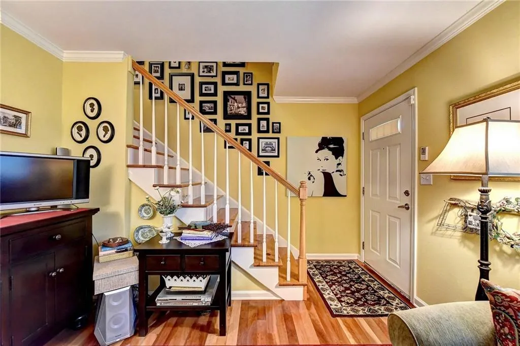 6940 Roswell Road Unit 22c, Sandy Springs, Georgia 30328, 2 Bedrooms Bedrooms, ,1 BathroomBathrooms,Residential,Sold,6940 Roswell Road Unit 22c,6585560