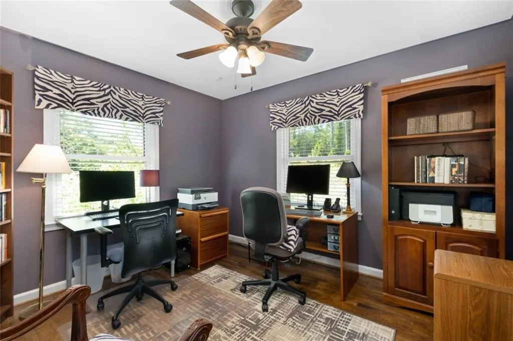 455 Windsor Parkway, Sandy Springs, Georgia 30342, 3 Bedrooms Bedrooms, ,2 BathroomsBathrooms,Residential,Sold,455 Windsor Parkway,7205314