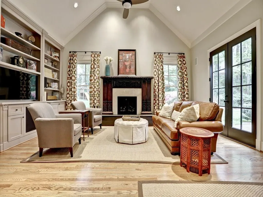 940 Ivy Falls Drive, Sandy Springs, Georgia 30328, 5 Bedrooms Bedrooms, ,4 BathroomsBathrooms,Residential,Sold,940 Ivy Falls Drive,5526038