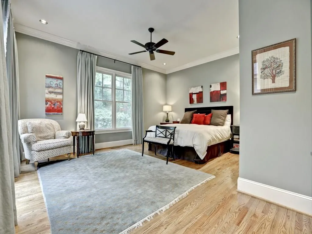 940 Ivy Falls Drive, Sandy Springs, Georgia 30328, 5 Bedrooms Bedrooms, ,4 BathroomsBathrooms,Residential,Sold,940 Ivy Falls Drive,5526038
