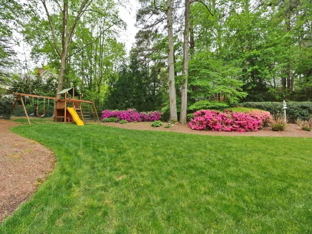 940 Ivy Falls Drive, Sandy Springs, Georgia 30328, 5 Bedrooms Bedrooms, ,4 BathroomsBathrooms,Residential,Sold,940 Ivy Falls Drive,5526038