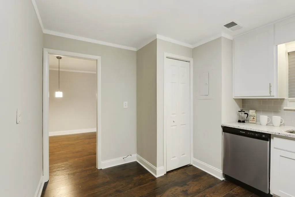 346 Carpenter Drive Unit 37, Sandy Springs, Georgia 30328, 2 Bedrooms Bedrooms, ,2 BathroomsBathrooms,Residential,Sold,346 Carpenter Drive Unit 37,6730992
