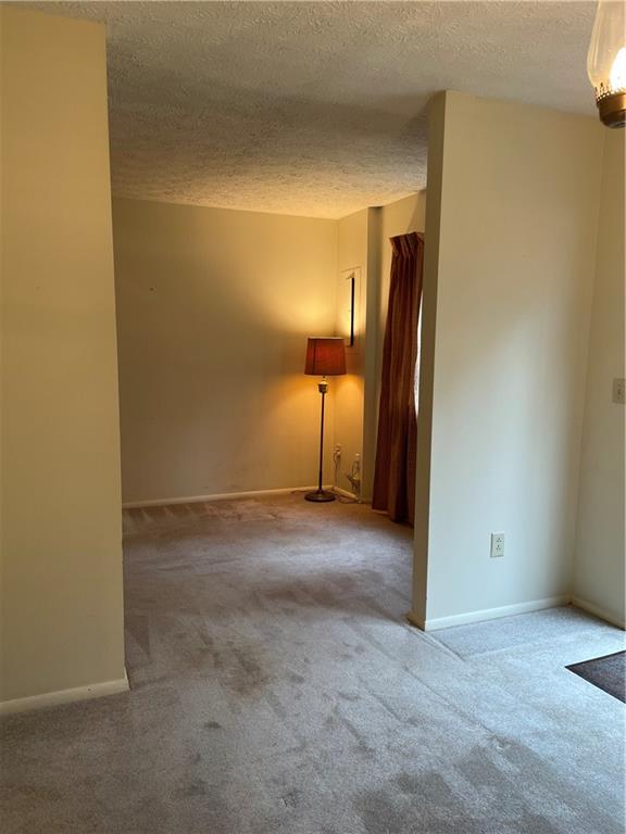 8866 Long Beach Circle, Sandy Springs, Georgia 30350, 2 Bedrooms Bedrooms, ,2 BathroomsBathrooms,Residential,Sold,8866 Long Beach Circle,7301721