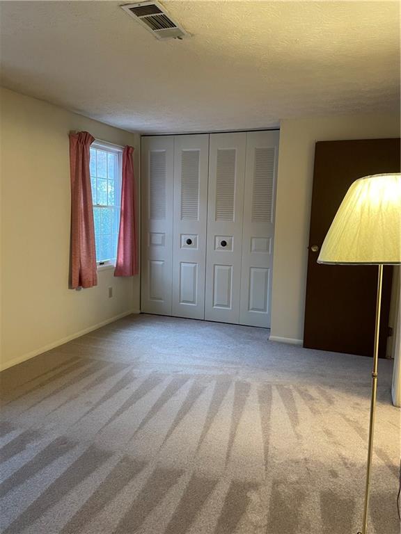 8866 Long Beach Circle, Sandy Springs, Georgia 30350, 2 Bedrooms Bedrooms, ,2 BathroomsBathrooms,Residential,Sold,8866 Long Beach Circle,7301721