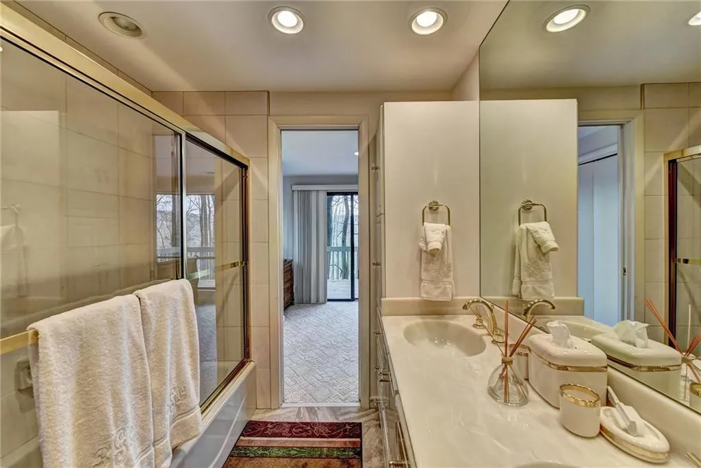 8955 Ridgemont Drive Ne, Sandy Springs, Georgia 30350, 5 Bedrooms Bedrooms, ,4 BathroomsBathrooms,Residential,Sold,8955 Ridgemont Drive Ne,6854546