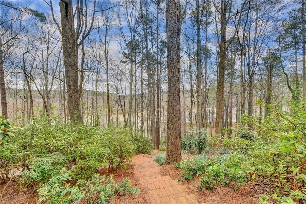 8955 Ridgemont Drive Ne, Sandy Springs, Georgia 30350, 5 Bedrooms Bedrooms, ,4 BathroomsBathrooms,Residential,Sold,8955 Ridgemont Drive Ne,6854546