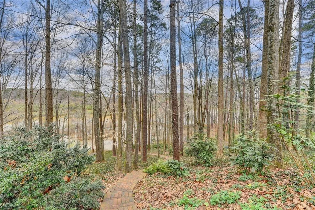8955 Ridgemont Drive Ne, Sandy Springs, Georgia 30350, 5 Bedrooms Bedrooms, ,4 BathroomsBathrooms,Residential,Sold,8955 Ridgemont Drive Ne,6854546