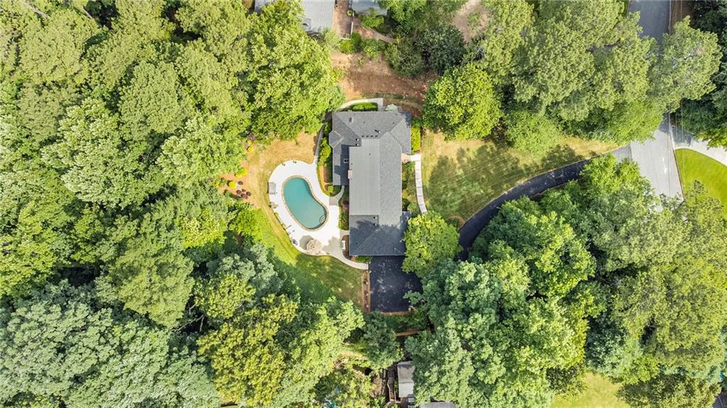 6140 Riverwood Drive, Atlanta, Georgia 30328, 5 Bedrooms Bedrooms, ,4 BathroomsBathrooms,Residential,Sold,6140 Riverwood Drive,7425626