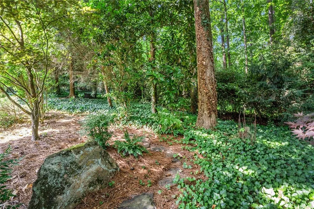 6140 Riverwood Drive, Atlanta, Georgia 30328, 5 Bedrooms Bedrooms, ,4 BathroomsBathrooms,Residential,Sold,6140 Riverwood Drive,7425626