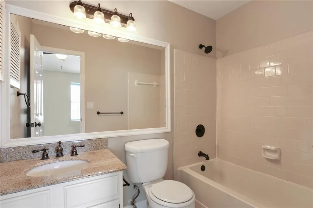 1304 Wedgewood Court, Sandy Springs, Georgia 30350, 2 Bedrooms Bedrooms, ,2 BathroomsBathrooms,Residential,Sold,1304 Wedgewood Court,6541887