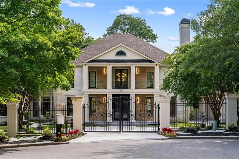 1430 N Harris Ridge, Atlanta, Georgia 30327, 7 Bedrooms Bedrooms, ,7 BathroomsBathrooms,Residential,For Sale,1430 N Harris Ridge,7655277
