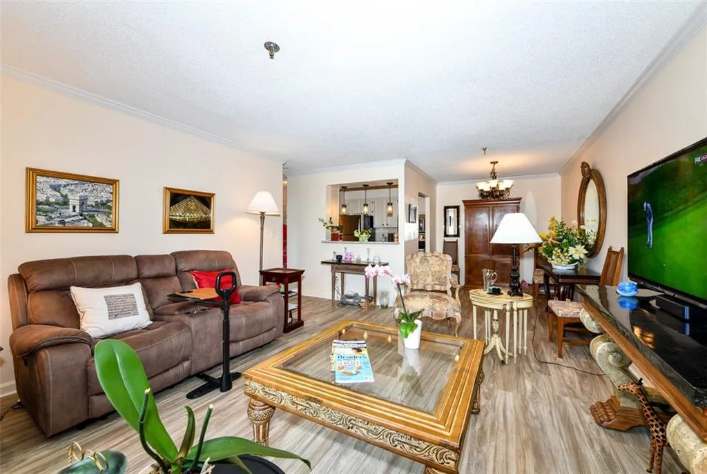 300 Johnson Ferry Road Unit A612, Atlanta, Georgia 30328, 1 Bedroom Bedrooms, ,1 BathroomBathrooms,Residential,Sold,300 Johnson Ferry Road Unit A612,7381843