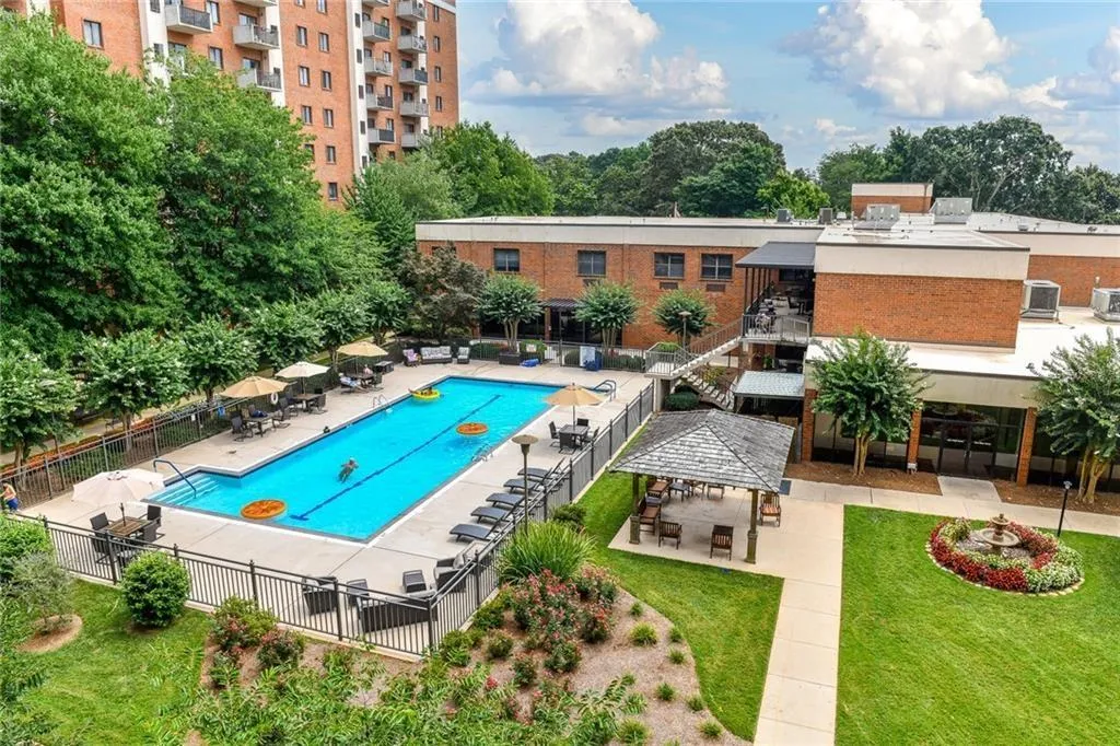 300 Johnson Ferry Road Unit A612, Atlanta, Georgia 30328, 1 Bedroom Bedrooms, ,1 BathroomBathrooms,Residential,Sold,300 Johnson Ferry Road Unit A612,7381843