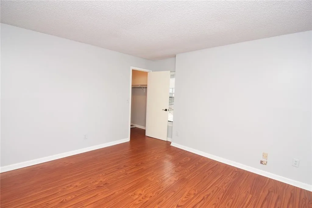 1203 Old Hammond Chase, Sandy Springs, Georgia 30350, 3 Bedrooms Bedrooms, ,2 BathroomsBathrooms,Residential,Sold,1203 Old Hammond Chase,5925513