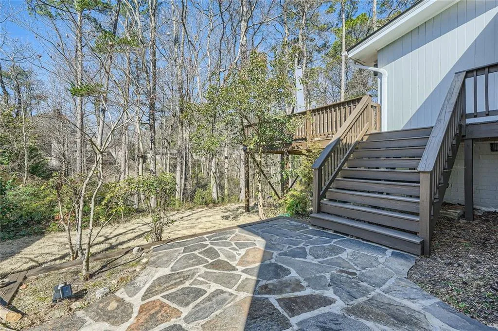 5890 Kayron Drive, Atlanta, Georgia 30328, 4 Bedrooms Bedrooms, ,3 BathroomsBathrooms,Residential,Sold,5890 Kayron Drive,7532322