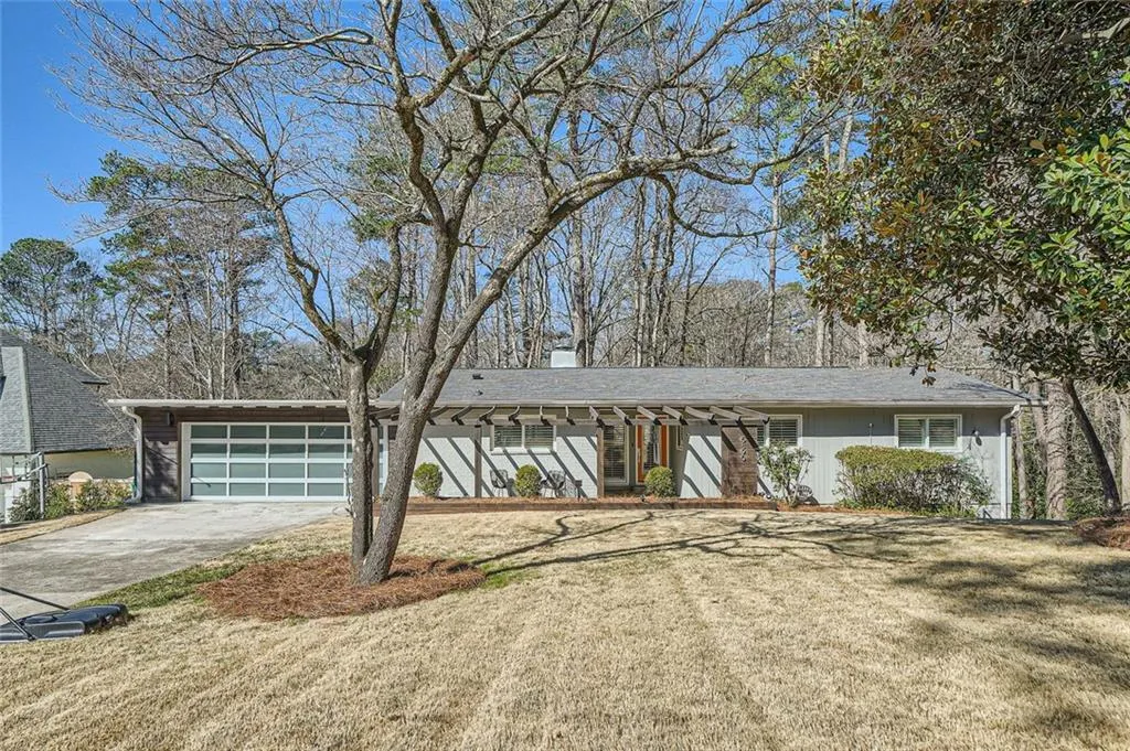 5890 Kayron Drive, Atlanta, Georgia 30328, 4 Bedrooms Bedrooms, ,3 BathroomsBathrooms,Residential,Sold,5890 Kayron Drive,7532322