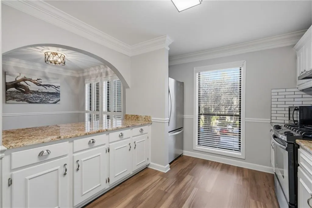 101 Woodcliff Drive Unit 101, Sandy Springs, Georgia 30350, 2 Bedrooms Bedrooms, ,2 BathroomsBathrooms,Residential,Sold,101 Woodcliff Drive Unit 101,7687160