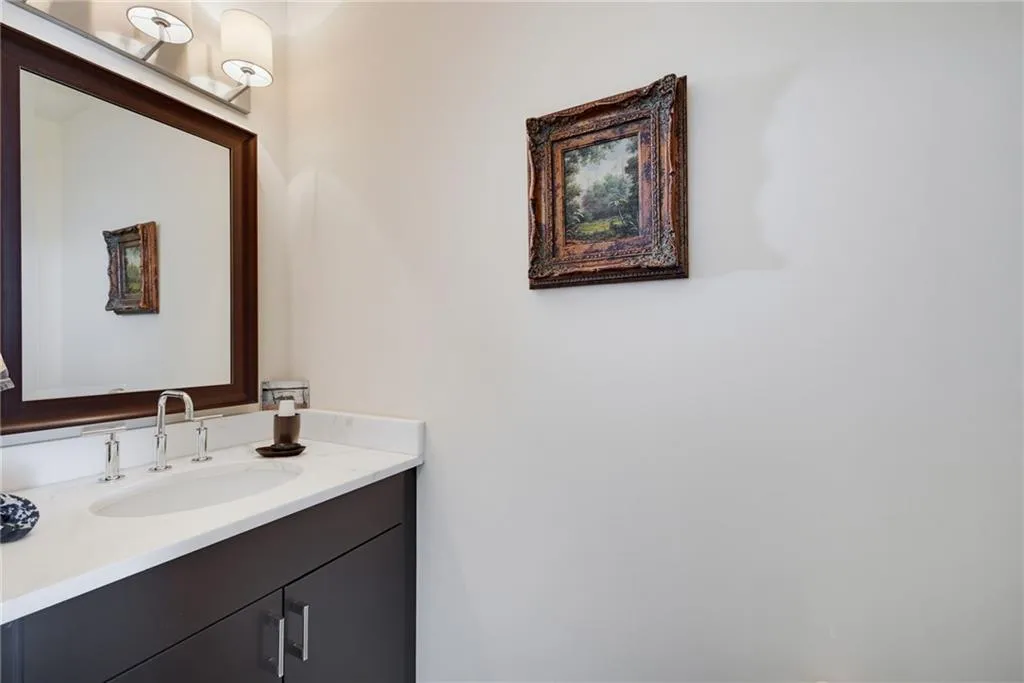 3630 Peachtree Road Ne Unit 2606, Atlanta, Georgia 30326, 1 Bedroom Bedrooms, 0 ,1 BathroomBathrooms,Residential,For Sale,3630 Peachtree Road Ne Unit 2606,7806342