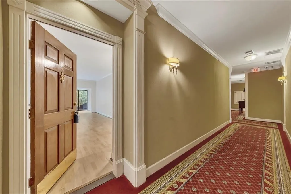 3071 Lenox Road Ne Unit 16, Atlanta, Georgia 30324, 2 Bedrooms Bedrooms, ,2 BathroomsBathrooms,Residential,For Sale,3071 Lenox Road Ne Unit 16,7640314