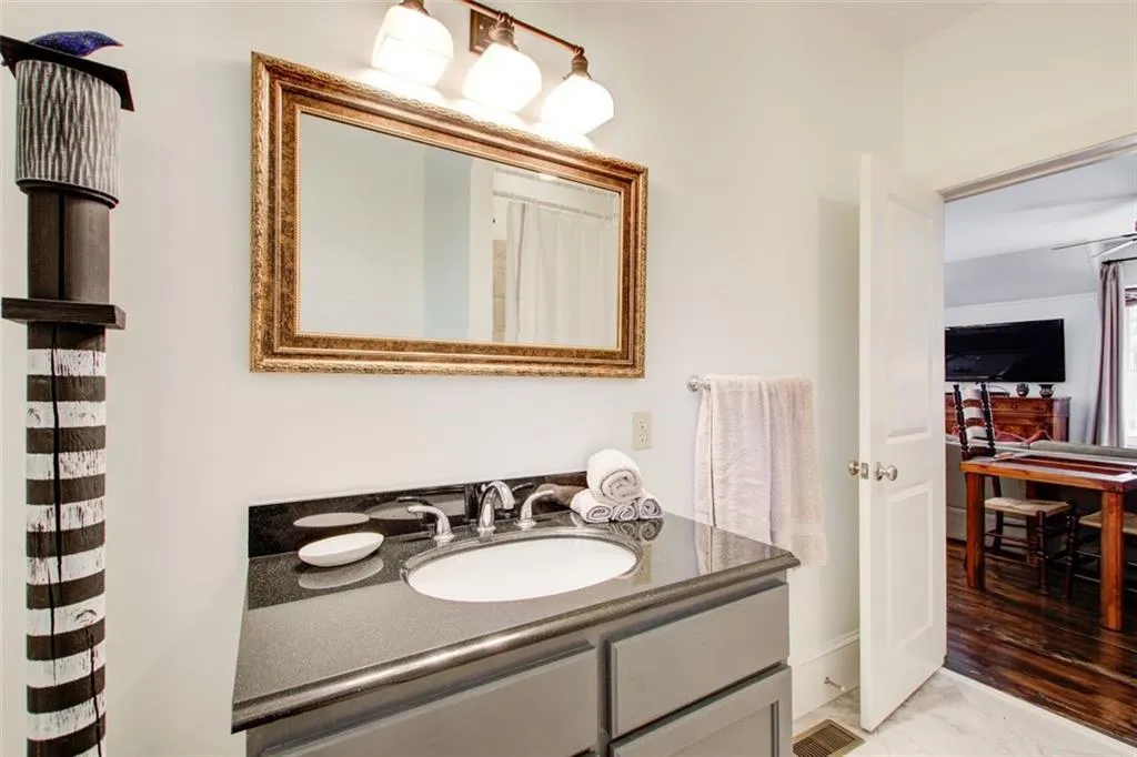 Bathroom with tub/shower combo  in carriage house