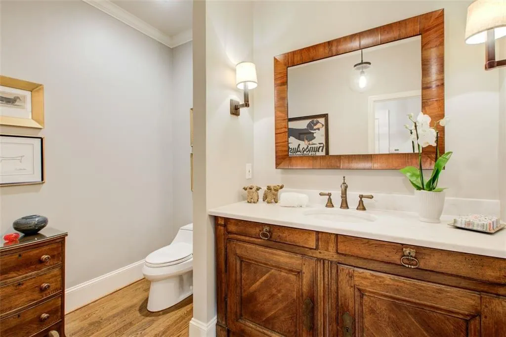 1/2 guest bathroom on the main level