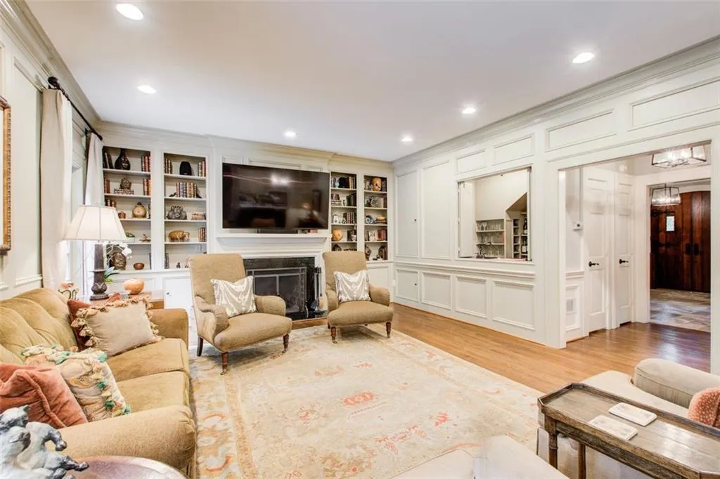 Fireside keeping room