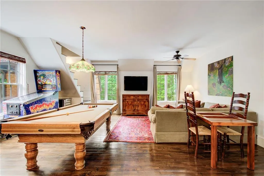 Lots of entertaining space in this beautiful guest carriage house over the garage.