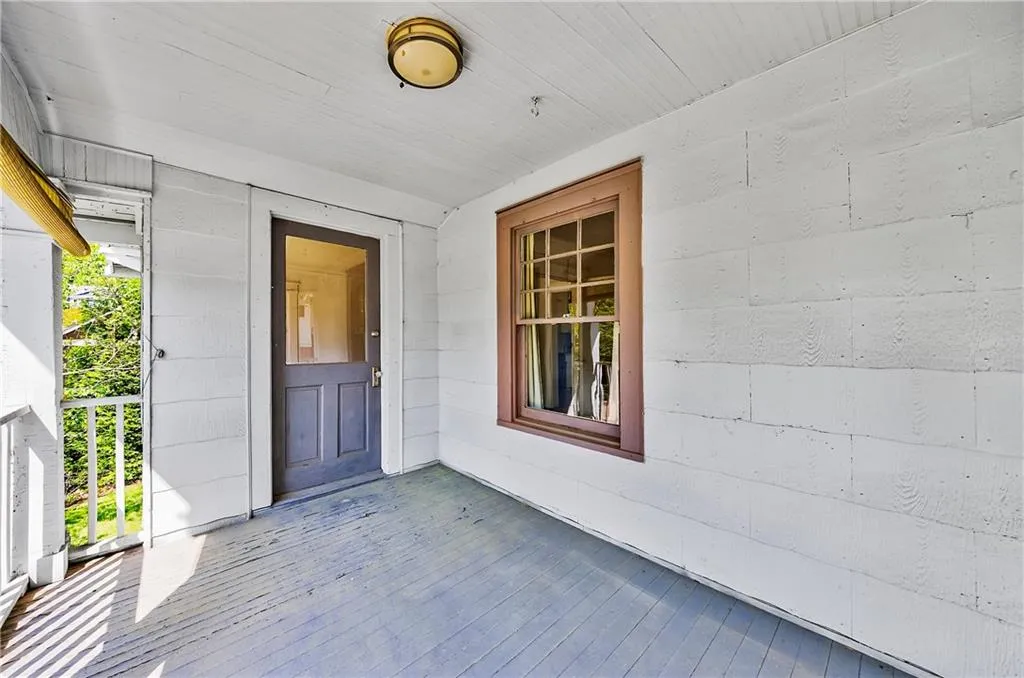 1685 Carroll Drive Nw, Atlanta, Georgia 30318, 2 Bedrooms Bedrooms, ,2 BathroomsBathrooms,Residential,Sold,1685 Carroll Drive Nw,7559367