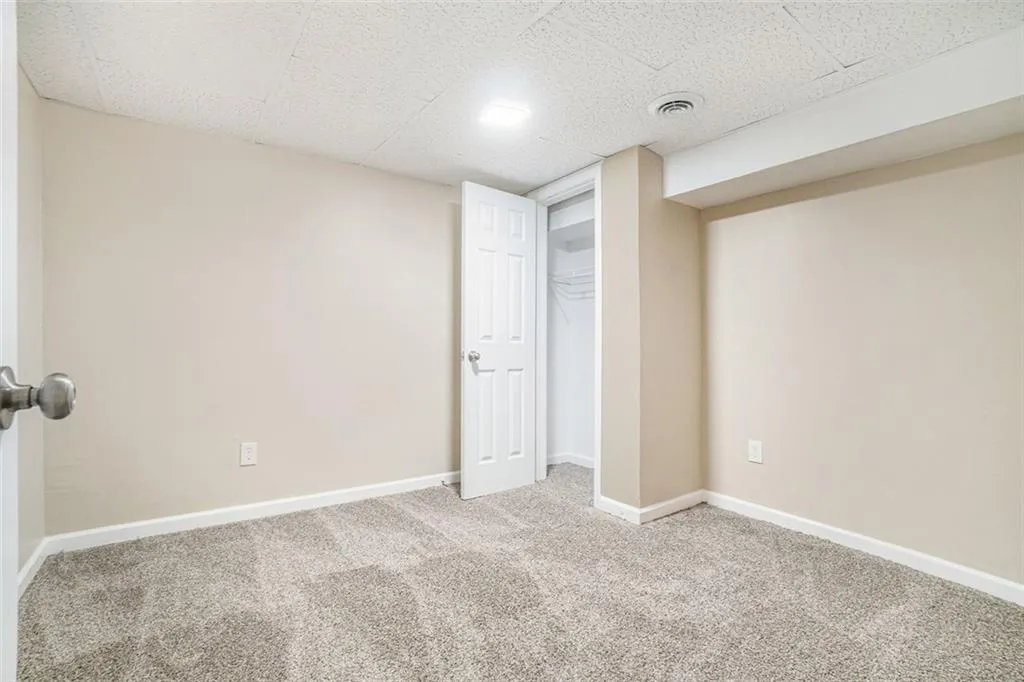 869 Capitol View Avenue Nw, Atlanta, Georgia 30318, 5 Bedrooms Bedrooms, ,2 BathroomsBathrooms,Residential,For Sale,869 Capitol View Avenue Nw,7545654