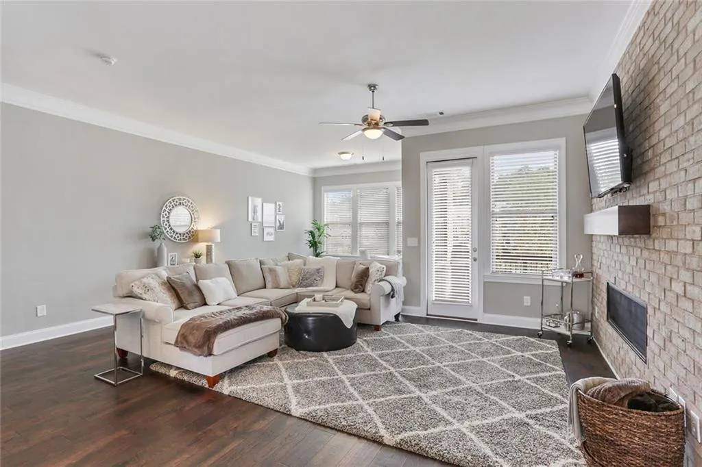 55 Marlow Place, Atlanta, Georgia 30328, 3 Bedrooms Bedrooms, ,3 BathroomsBathrooms,Residential,Sold,55 Marlow Place,6666082